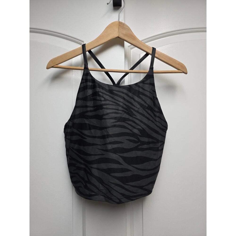 Old Navy Light Support PowerSoft Longline Zebra Sports Bra Sz Large